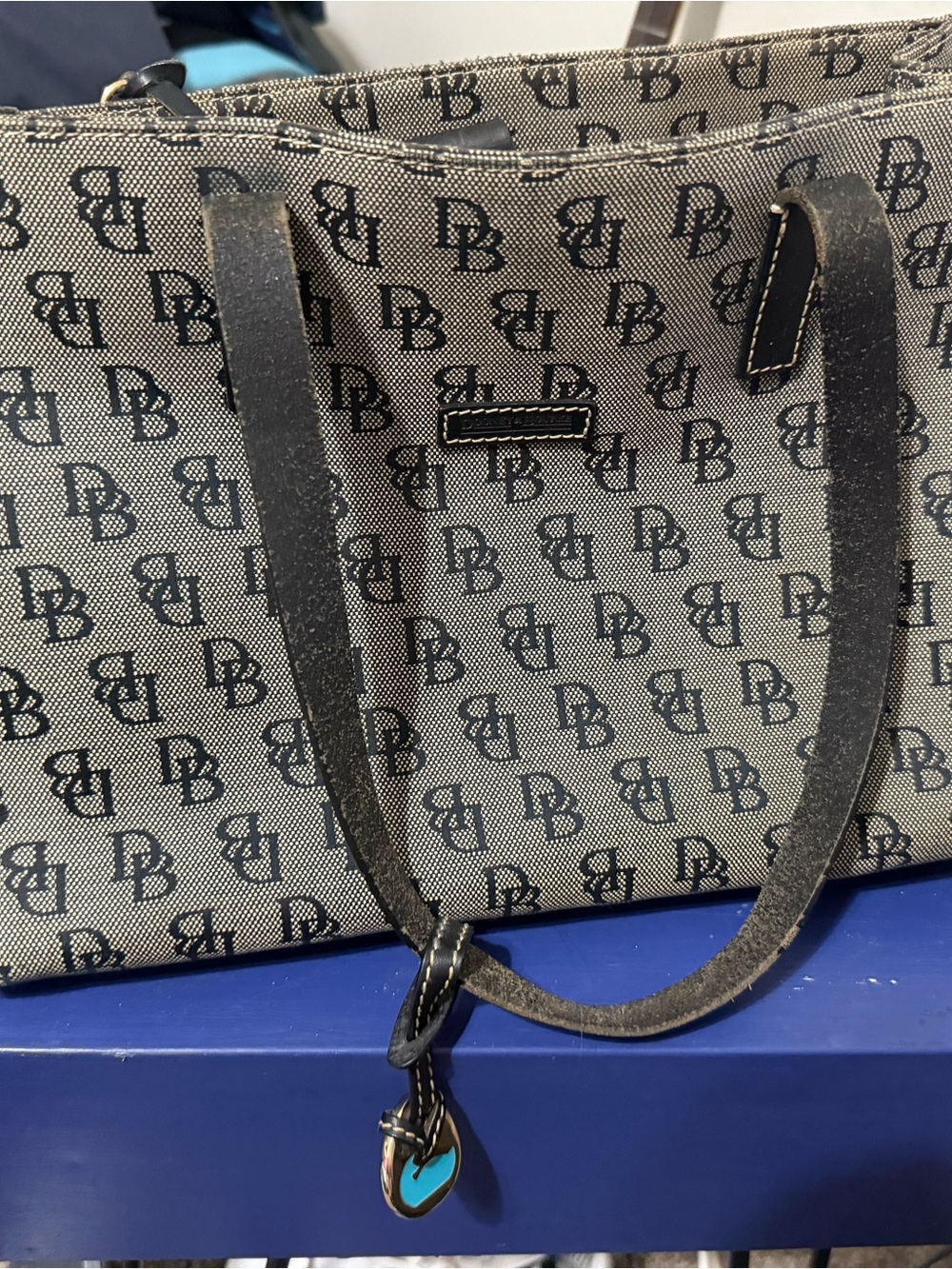 Vintage Dooney & Bourke Black purse